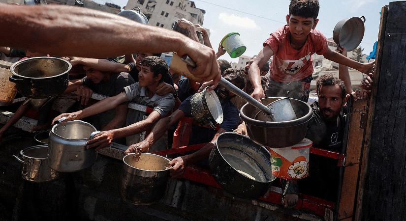 Drámai képek: humanitárius katasztrófa alakult ki Gázában az éhínség miatt