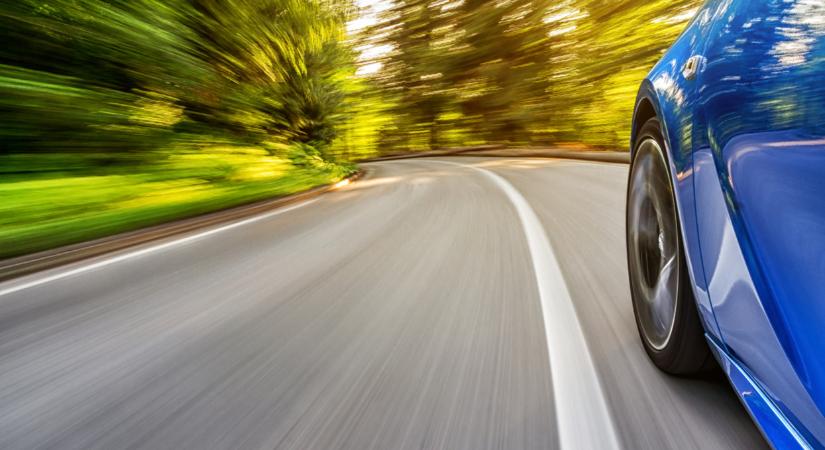 Komoly veszélyek leselkednek a magyar autósokra: itt van 51 tipp, hogy ne járj pórul a nyáron