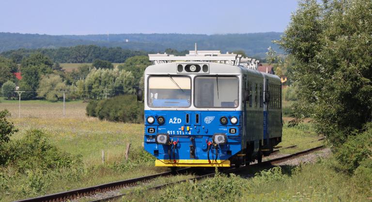 Szintet léptek a csehek, náluk már önvezető vonat szeli a tájat