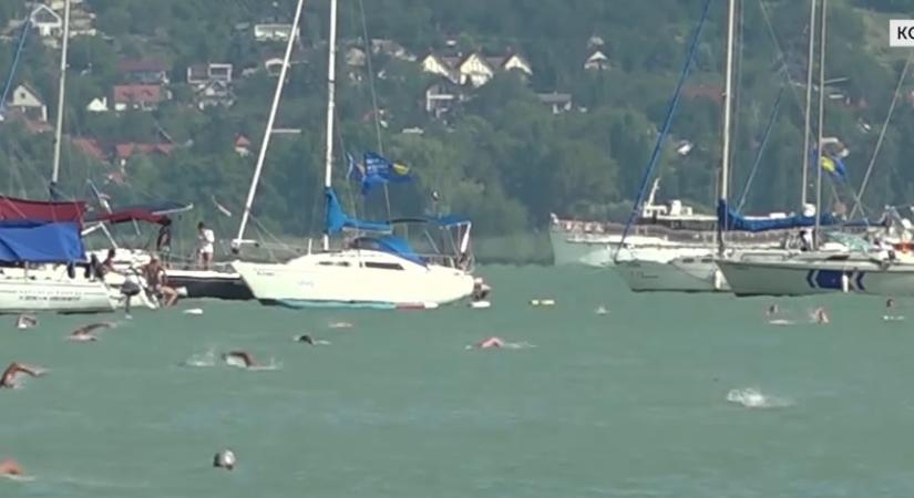 Két halasztás után a hétvégén megtartják a 43. Lidl Balaton–átúszást  videó
