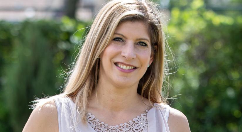 Béres Alexandra lányai édesanyjuk tökéletes másai – szédítő köztük a hasonlóság!