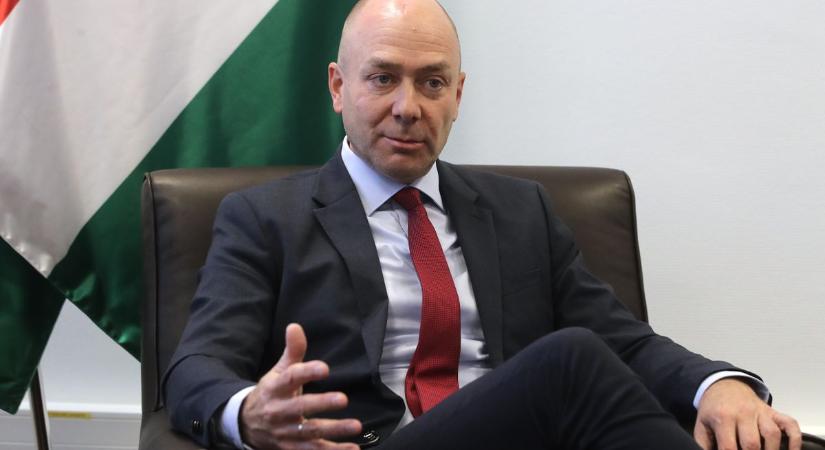 Szeptembertől már az Alkotmánybíróságban folytatja munkáját Kozma Ákos