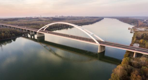 Változik a Pentele híd lezárásának időpontja, a héten nem lesz akadály