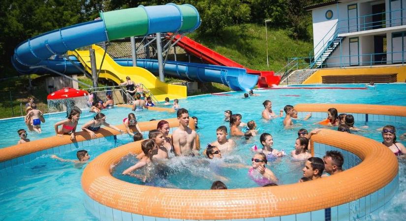 Ezek most a pihenés szigetei Hevesben, ide ömlenek ide a turisták, ha egy jót akarnak nyaralni
