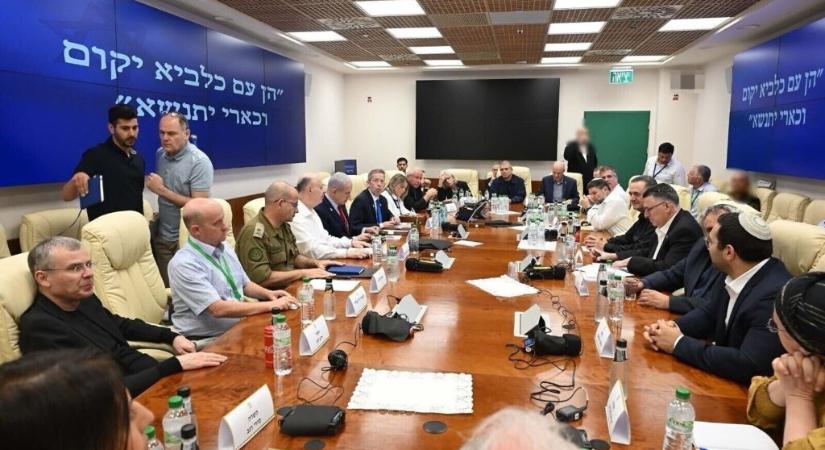 Izraelben a biztonságpolitikai kabinet a Gázai övezet teljes elfoglalása mellett határozott