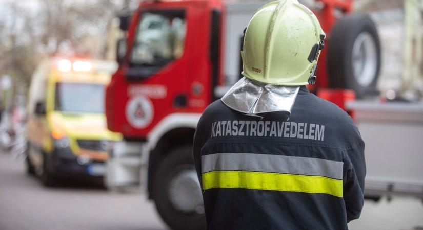 Kevesebb volt a riasztás, de így sem pihentek a hajdú-bihari tűzoltók