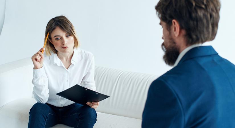 Mesterséges intelligencia: kiválthatja-e a pszichológusokat egy chatbot? Szakértő véleménye