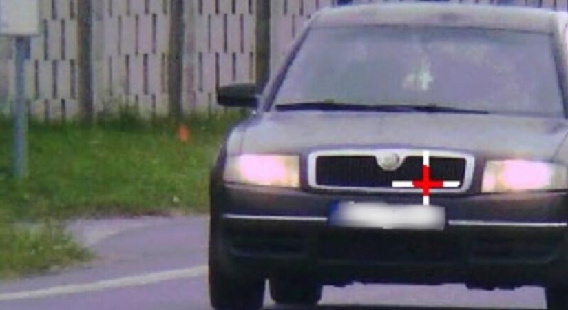 113-mal hajtott át Vághosszúfalun egy Škoda, sofőrjének meg se kottyant a büntetés