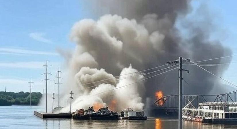 Tragédia a Mississippi folyón: helikopter csapódott bárkába