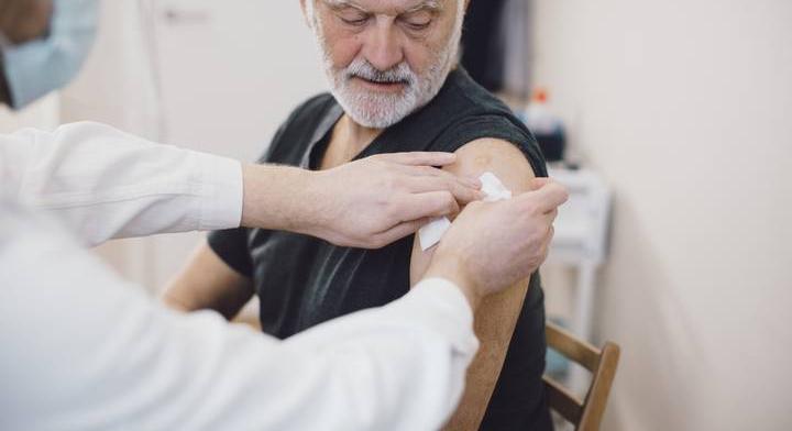 Áttörést hozhat ez az új, rák elleni vakcina, az első betegek már megkapták az oltást