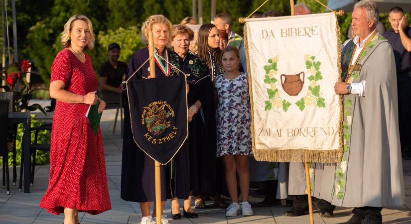 Bor, hagyomány, közösség – immár 27. alkalommal Zalakaroson