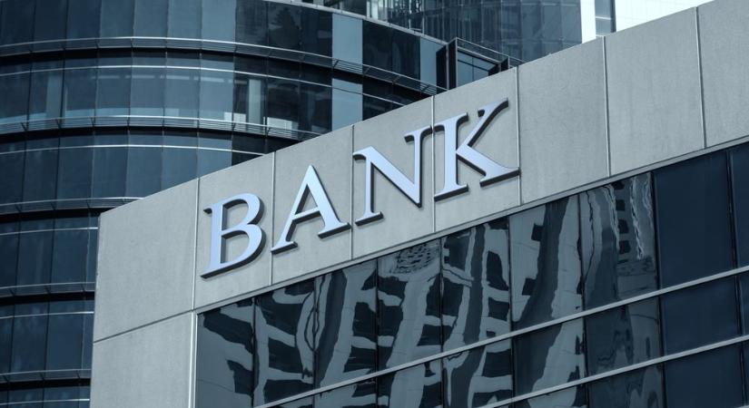 Észrevette? Kétszer vontak le pénzt a bankszámlájáról