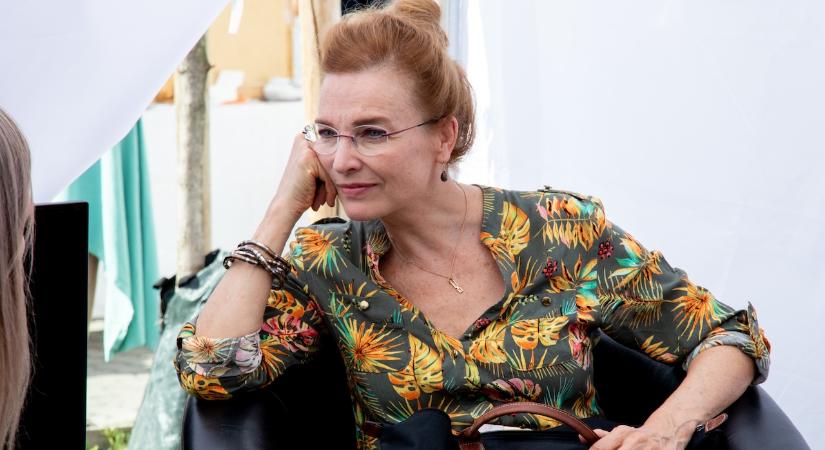 Kováts Adél ritkán látott, tartósan beteg lányával szerepelt közös fotón
