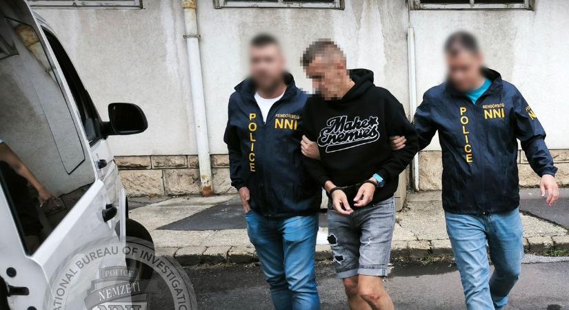 Miután Miskolcon elfogták, ismét megszökött Európa egyik legkeresettebb bűnözője