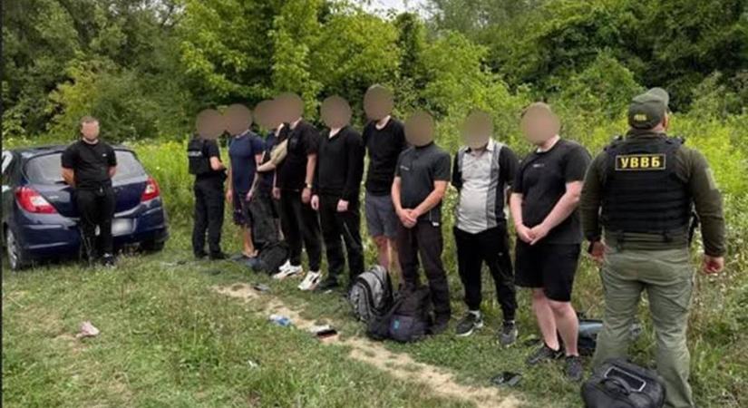 36 ezer dollárral próbáltak megvesztegetni egy határőrt Kárpátalján