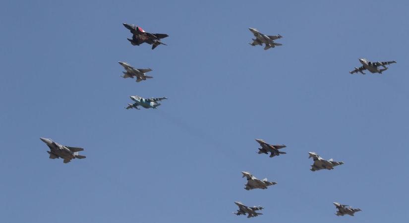 Egységben az erő: látványos Gripen-kötelék repült át a vármegye felett