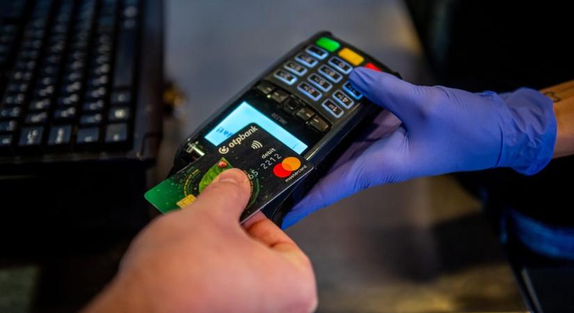 Lépésről lépésre megmutatjuk, mi okozta tegnap a hibát a bankszámlaegyenlegeknél