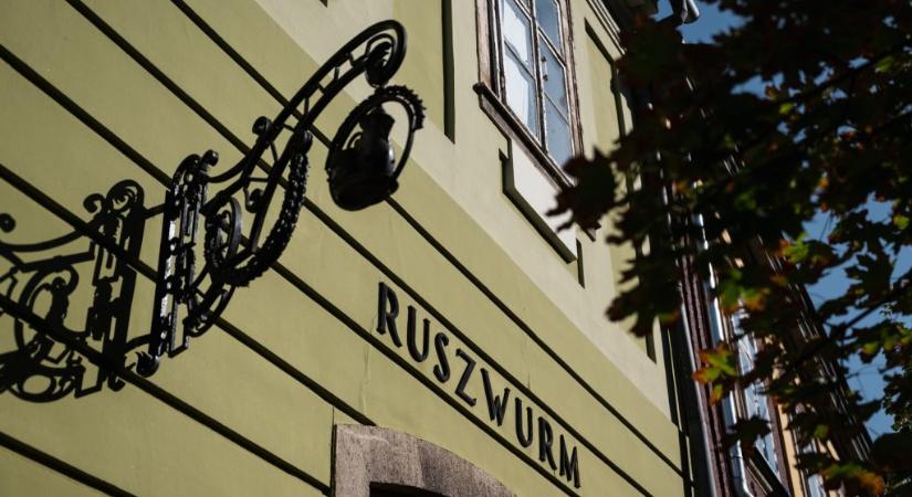 50 dolgozót küld a bezárás miatt a Ruszwurm cukrászdát üzemeltető cég