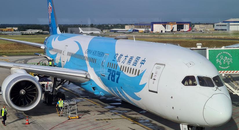 Megfelezi budapesti járatainak számát télre a China Southern