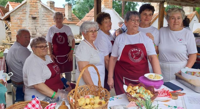 Olyan pogit rittyentettek a szentgáloskériek Nagyszakácsiban, hogy mindenki megnyalta utána mind a 10 ujját