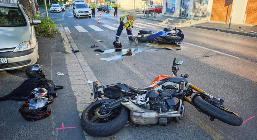 Két motor ütközött Szombathelyen, hárman megsérültek, a rendőrség lefoglalta az egyik motort - fotók