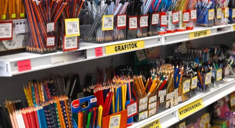 Vajon az idén mekkorára kell kinyitni a pénztárcát tanszervásárláskor? Utánajártunk!