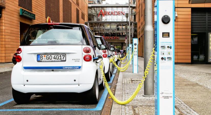 Több mint 80 ezer tisztán elektromos személyautó kapott már zöld rendszámot