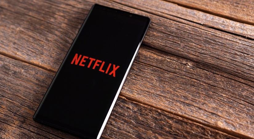 Jön a magyar Netflix? Rejtélyes plakátok lepték el az országot