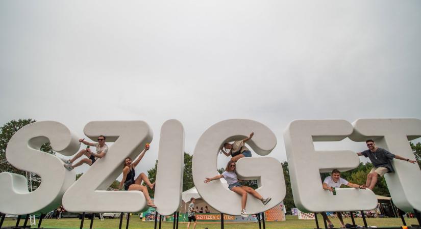 A Sziget nagyszínpadánál is felzúgott a "Mocskos Fidesz!"