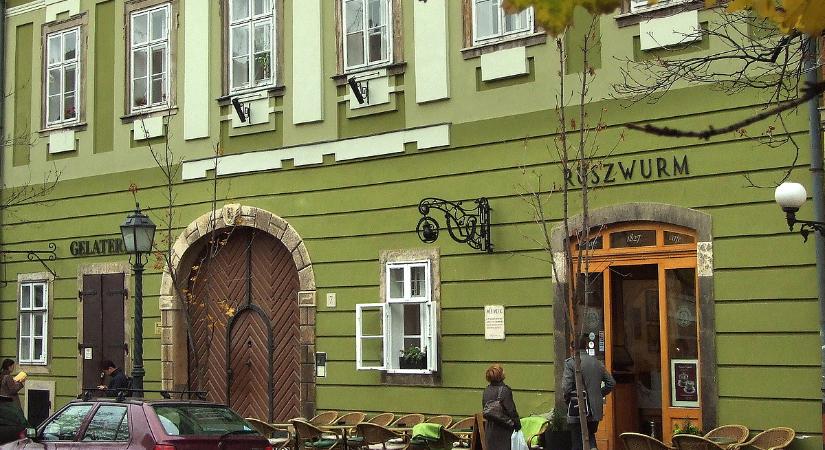 A Ruszwurm nem tartozott 300 millióval, viszont itt maradt 50 dolgozó állás nélkül - megszólalt az ügyvezető