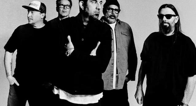 Megérkezett az új Deftones album második dala: 'Milk Of The Madonna'