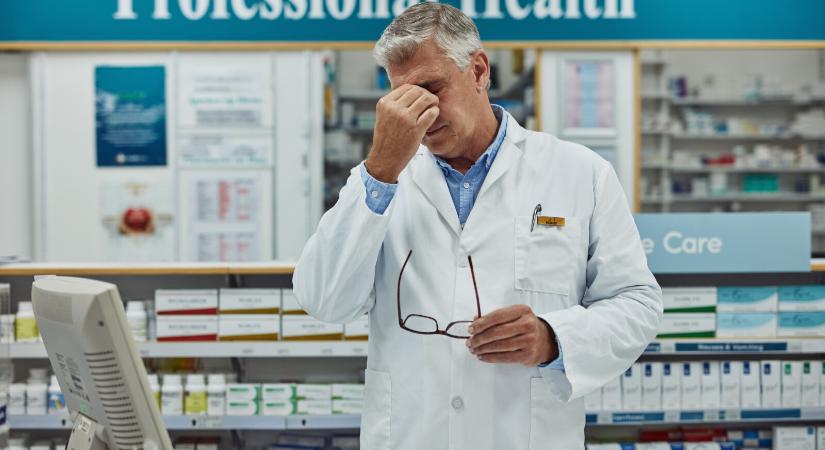 Leállt az EESZT, az egész országban nem lehet kiváltani a gyógyszereket
