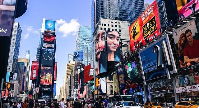 Páink a Times Square-en, három emberre rálőttek – videó
