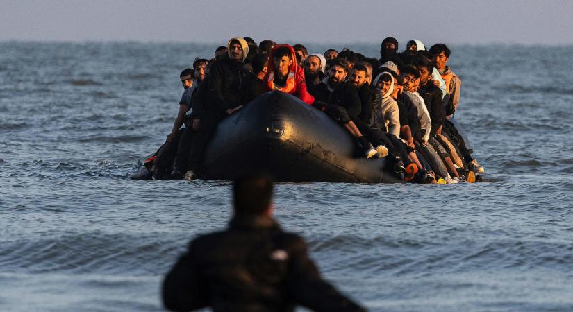 A dán modell kreatív módszereit készül bevetni az EU a migráció megfékezésére