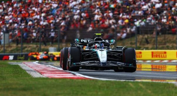 Hamilton ismét védelmébe vette Antonellit