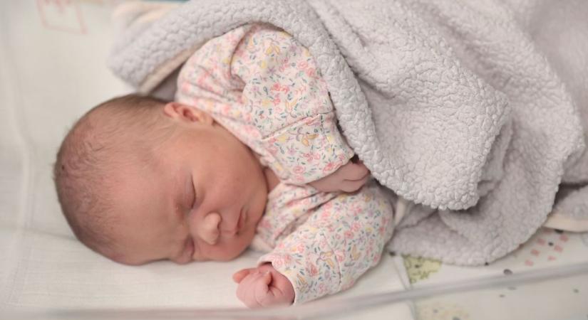 Ritka, különlegesen csengő neveket kaptak az újszülöttek, az esküvőszezon pedig berobbant