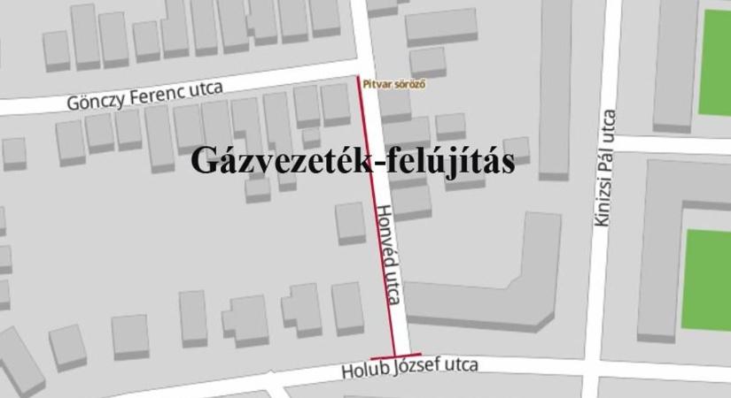 Gázvezeték-felújítás kezdődik hétfőn a Honvéd utcában – a gépjárművek és a parkoló autók elől is lezárják az érintett szakaszt