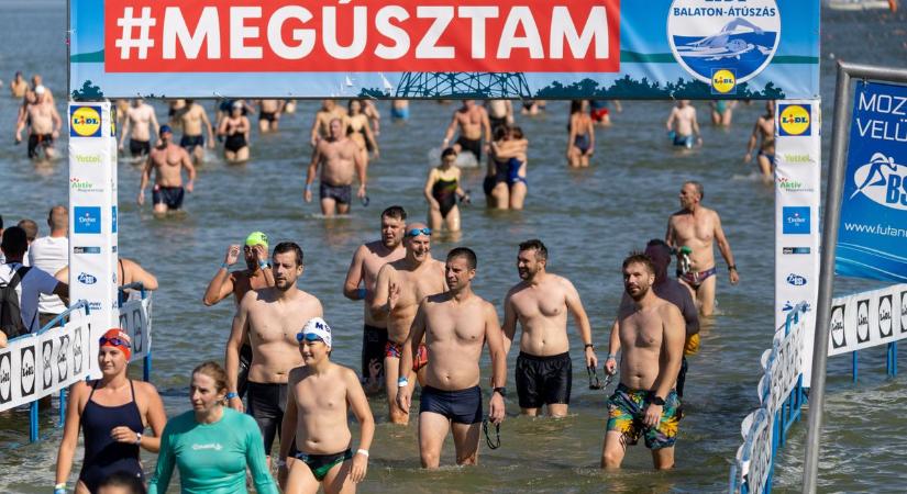 Két somogyi is volt a leggyorsabbak között a 43. Balaton-átúszáson