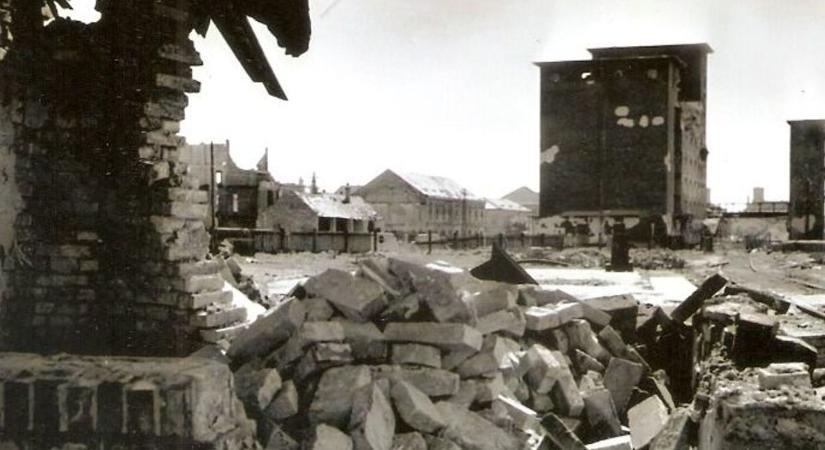 Augusztus 9.: Győr harmadik bombázásának évfordulója - fotó