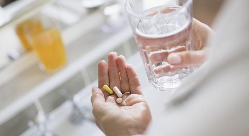 Sem a D-vitamin, sem a B12‑vitamin: ez a vitamin elengedhetetlen 70 év felett