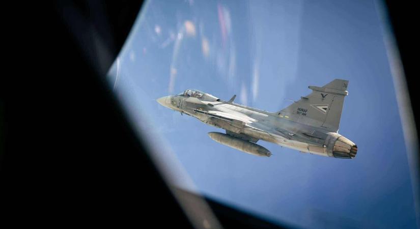 Kiderültek az éles bevetés részletei: így kapták el a magyar Gripenek az orosz repülőket