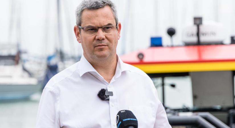 Takács Péter: Az EESZT újra zavartalanul működik, az e-receptek kiváltásának nincs akadálya