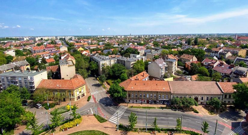 Szeged égbe nyúló ikonikus építményei között egy országos rekorder is áll