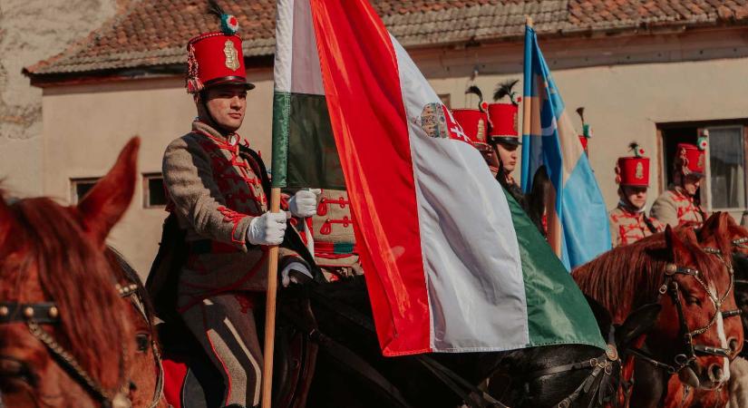 Erdély legjei-válogatás: „Hagyományaink csak akkor maradhatnak meg, ha megéljük őket”