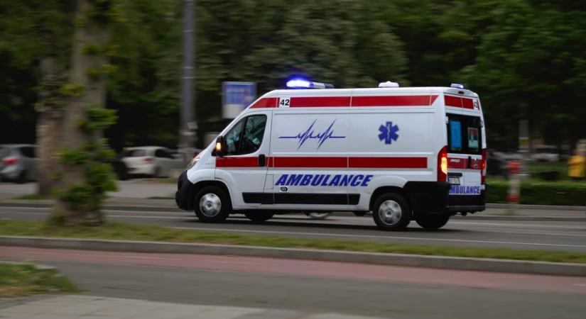 Meghalt a 12 éves lány, akinek kedden leállt a szíve egy szekszárdi általános iskolában