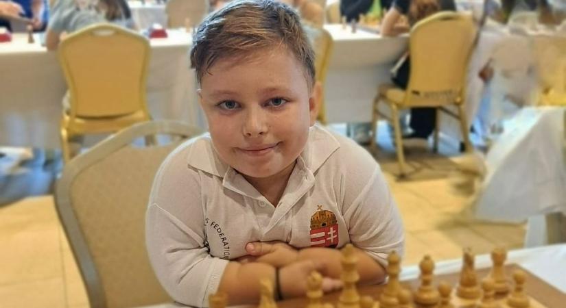 A 12 éves herédi sakkozó érmet hozott az Európa-bajnokságról