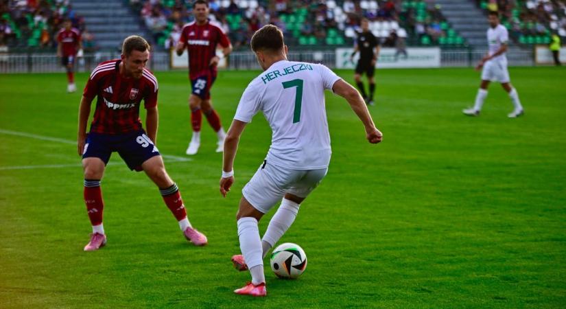 FC Ajka: idegenben szerepelnek