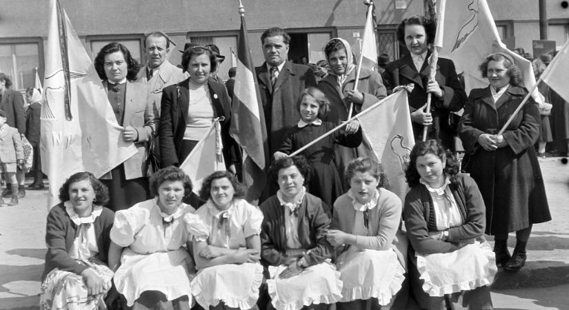 Vásárhely Anno: amikor még békemenetet szerveztek a vásárhelyi szakmunkások