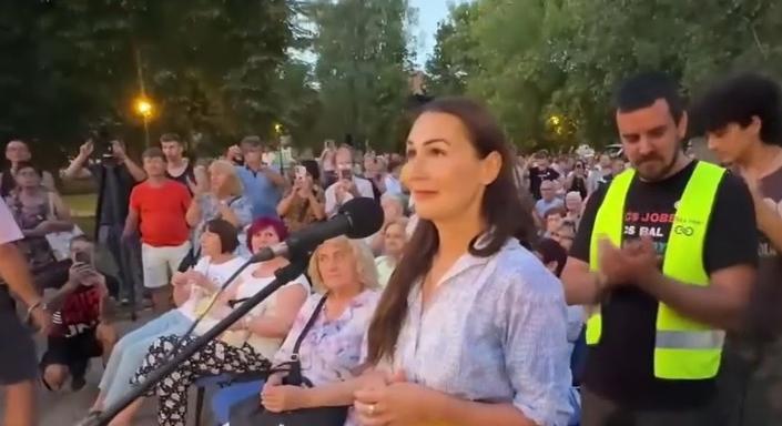 Magyar Péter több rendezvényén is agresszívan reagálnak a Tisza Párt szimpatizánsai  videó