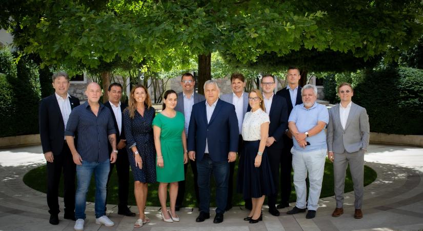 Összejönnek egy nagy találkozón a digitális polgári körösök - Dopemannel üzent Orbán Viktor